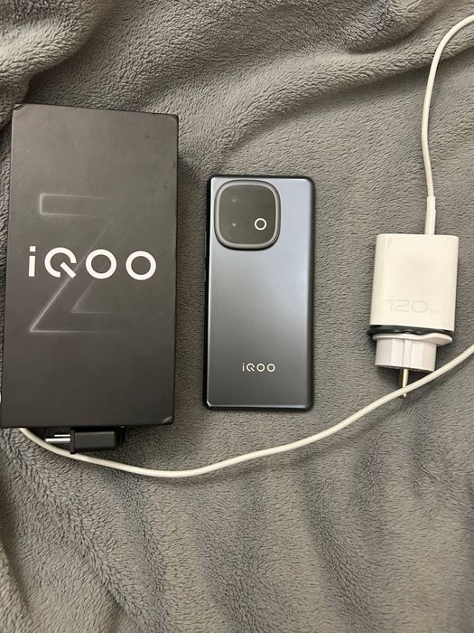 Продам iqoo z10 turbo pro 12/256
