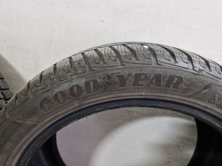 Goodyear 17 cali opona zimowa
