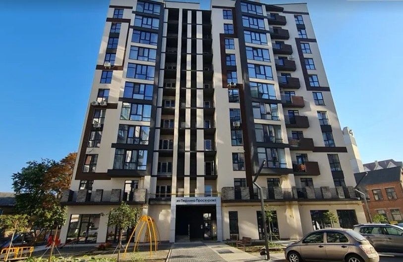 Двохкімнатна в Перлині Проскурова в центрі. Здана секція