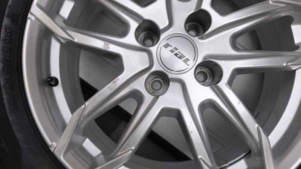 Koła Citroen C4 III Peugeot 2008 II 17'' 5x108 opony 215/60/17(OL1998)