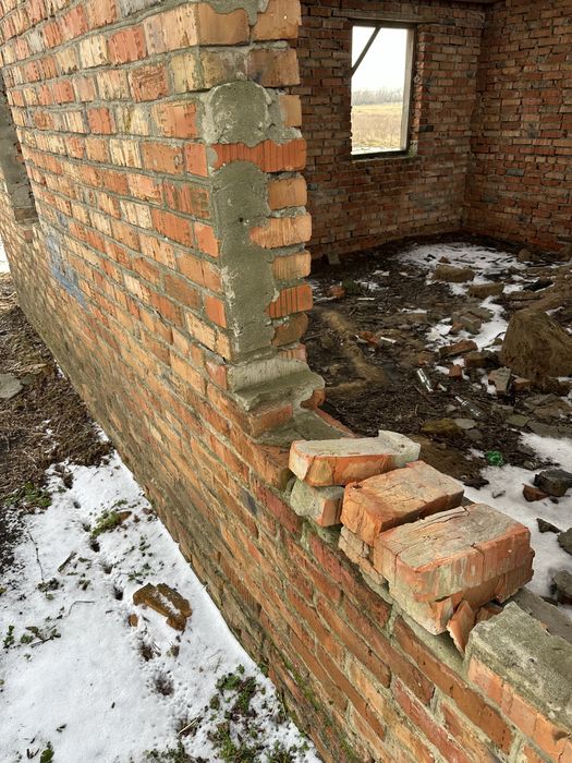 белый керпич  ,красный керпич , бой керпича