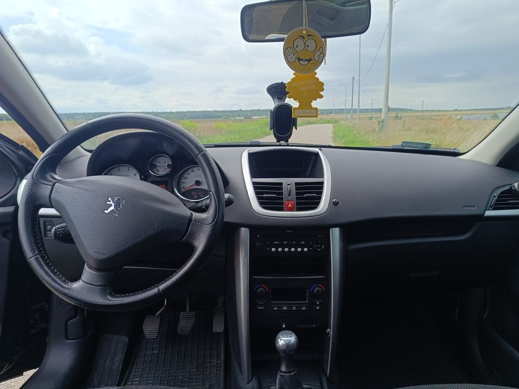 Peugeot 207 SW (1.4 benzyna)