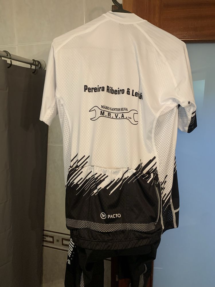 Equipamento Ciclismo Pacto