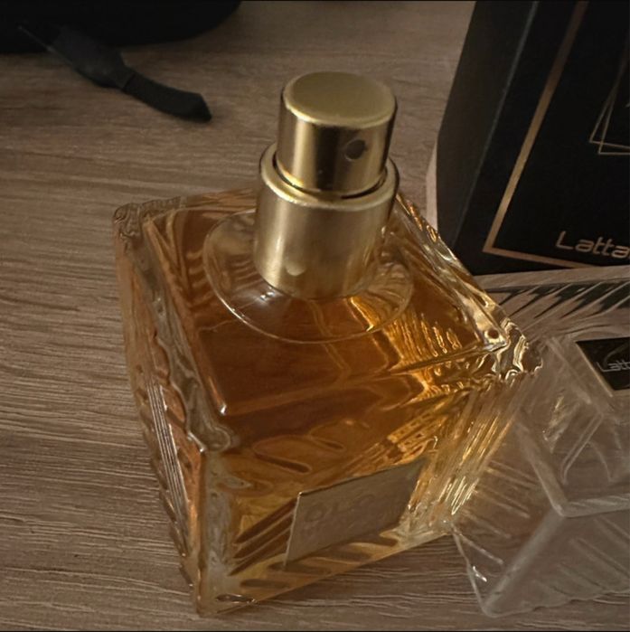 Lattafa khamrah perfum