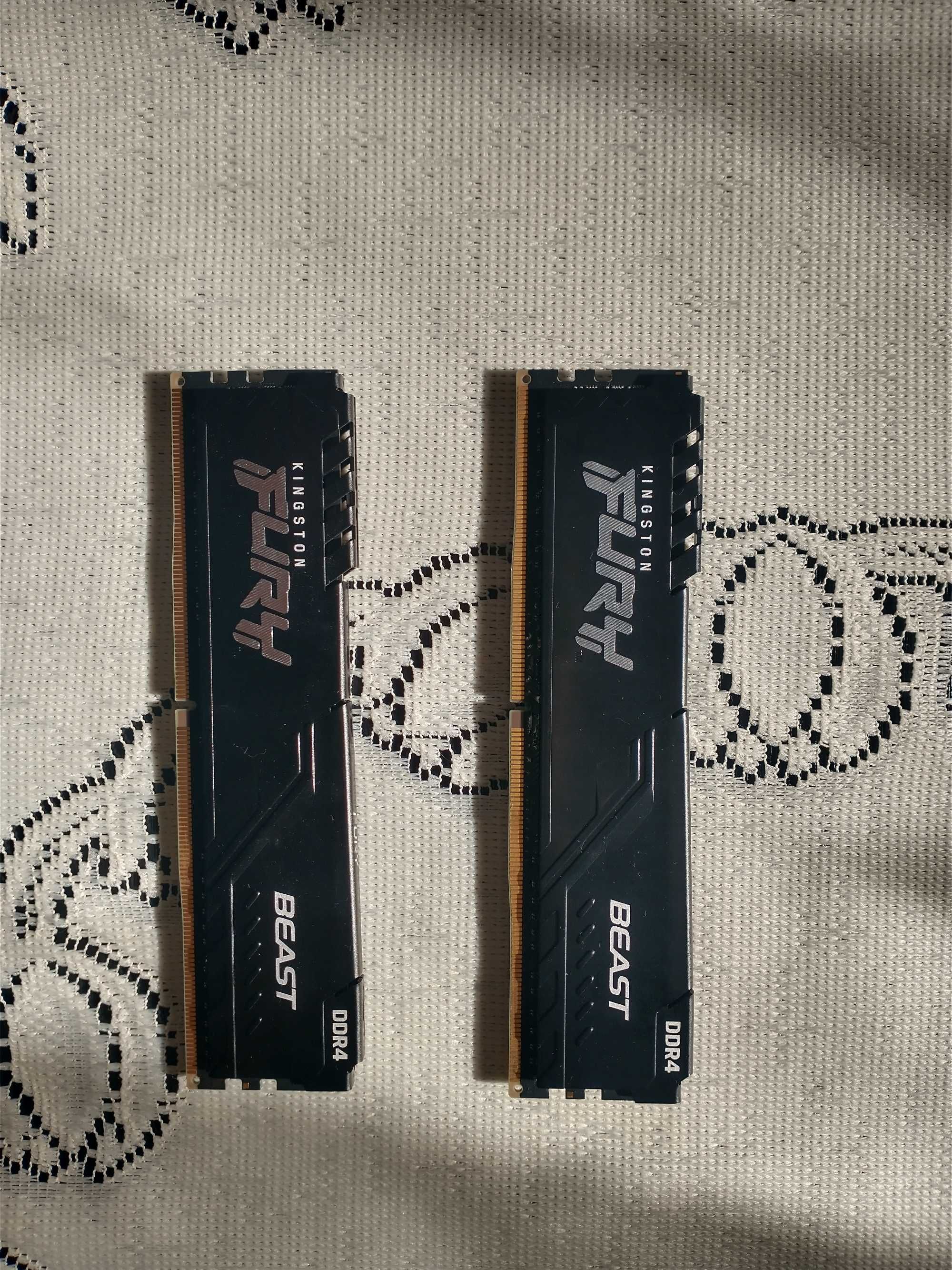 Zestaw pamięci ram 2 razy 8 GB ddr4 Kingston fury