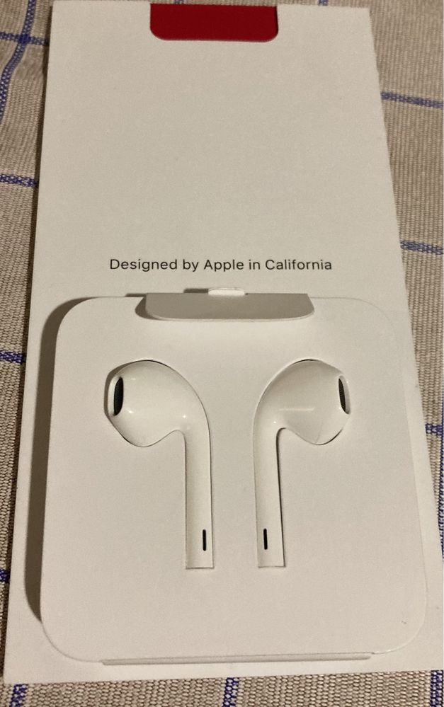 Наушники EarPods lightning