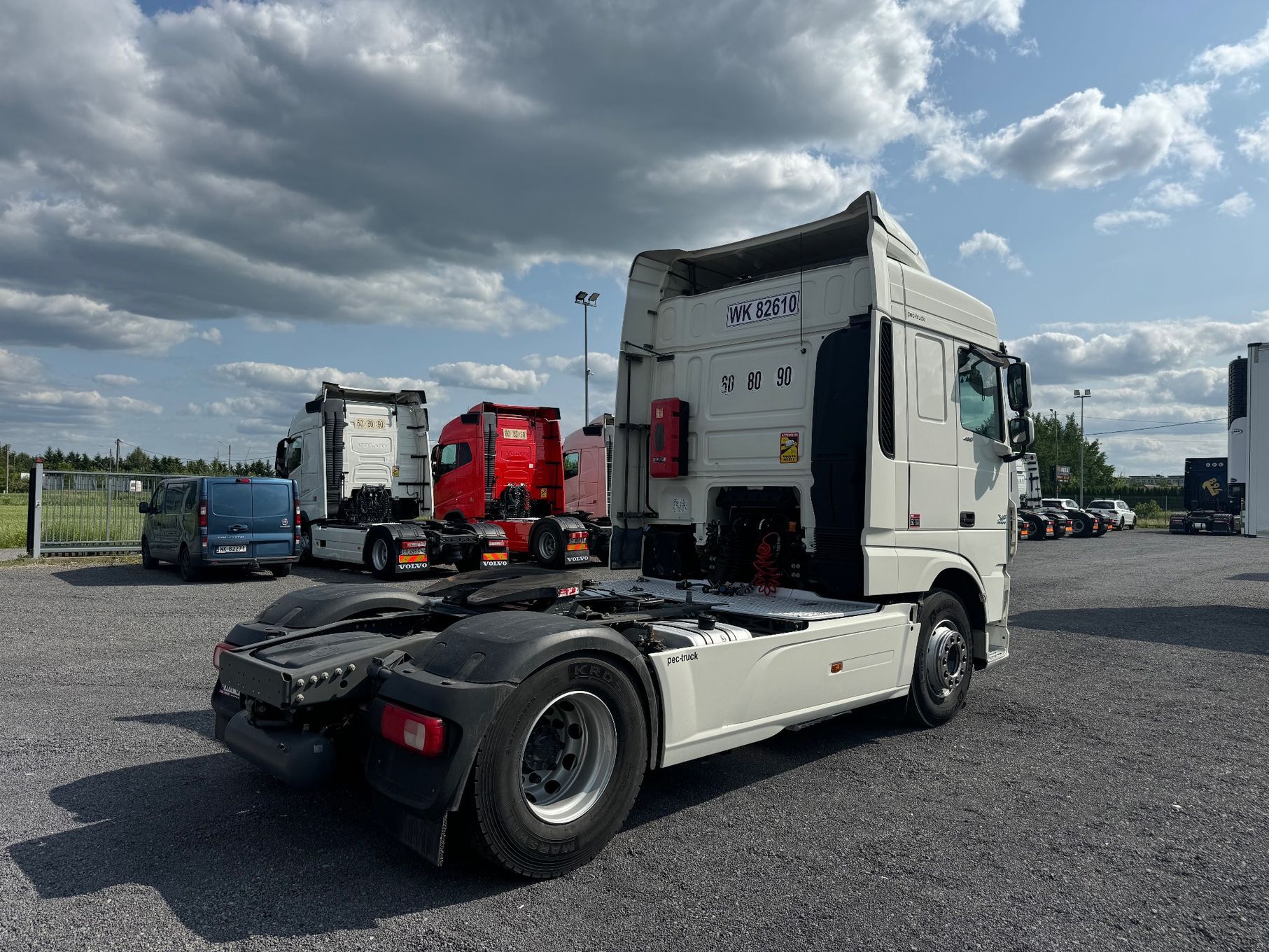 DAF 106.460 / Automat / Retarder / Lodówka / Hydraulika / Nowe Opony / Stan Bdb /
