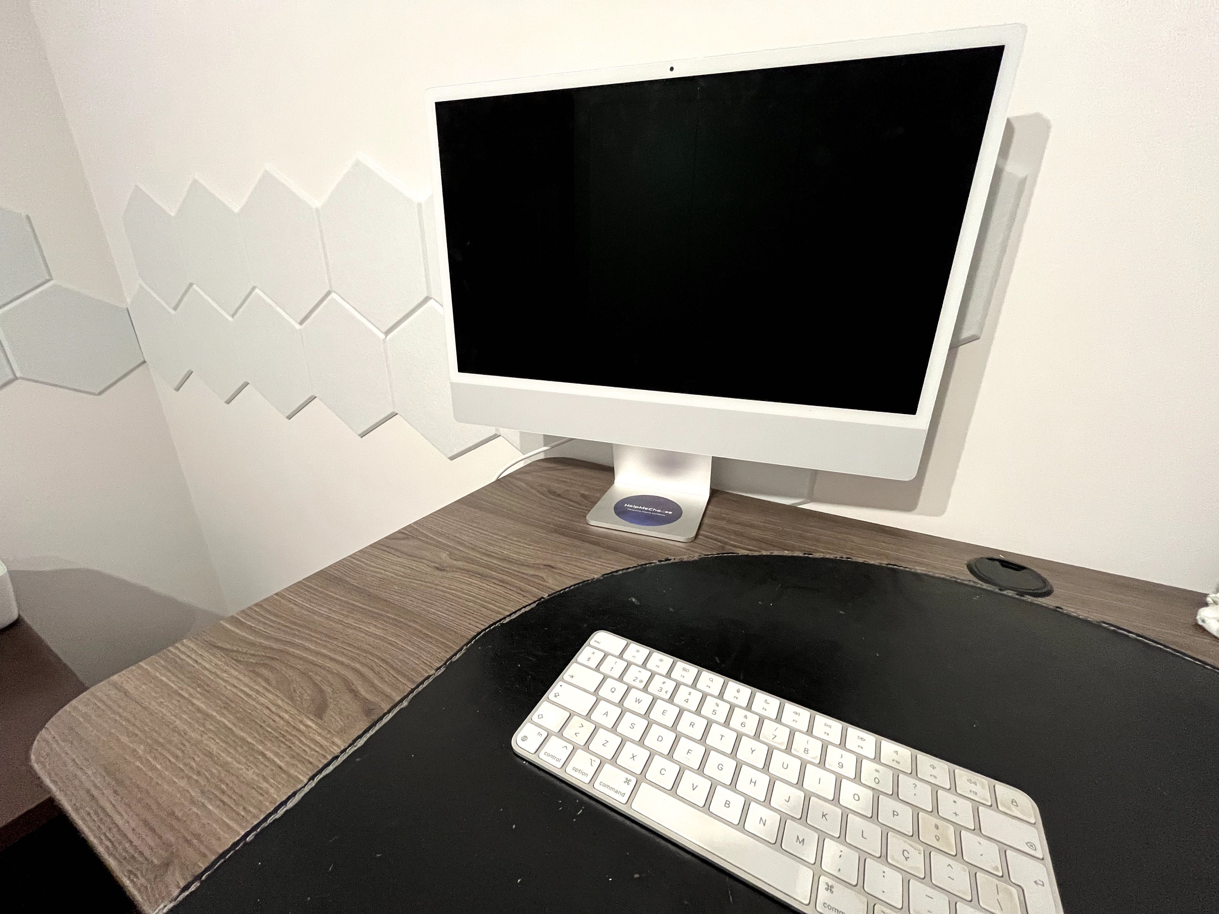 iMac 24″ (M1) – Estado “como novo” – pouquíssimo uso