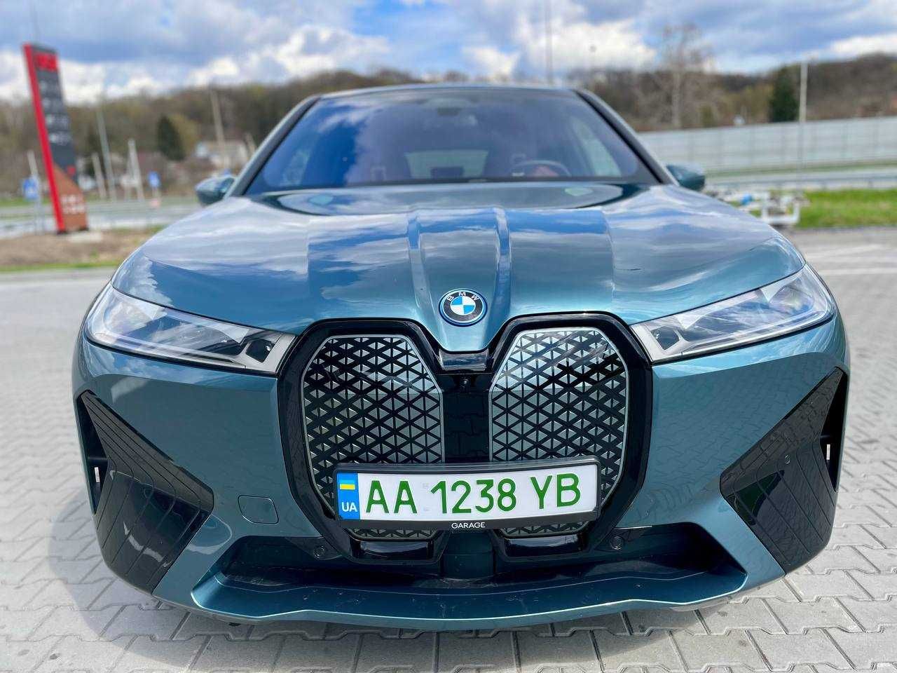 Офіційний BMW iX 2022