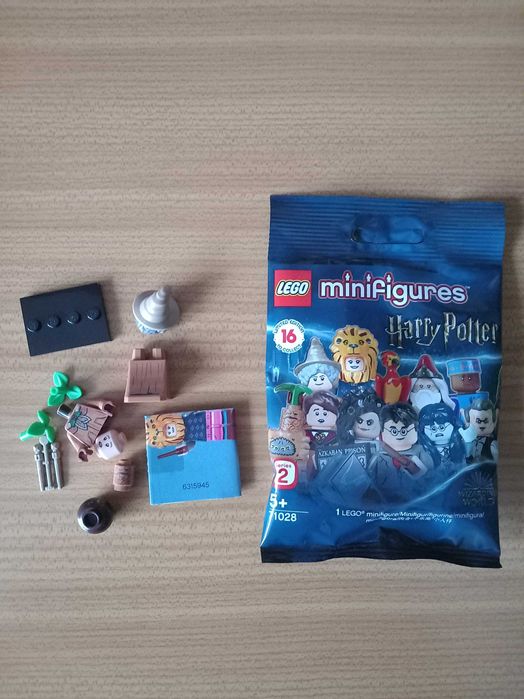 Lego Minifigures 71028 Harry Potter - Pomona Sprout