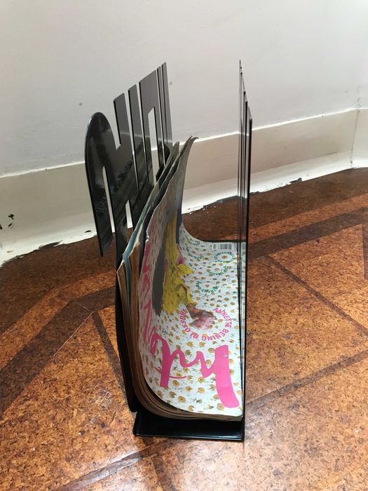 Porta-Revistas em Metal