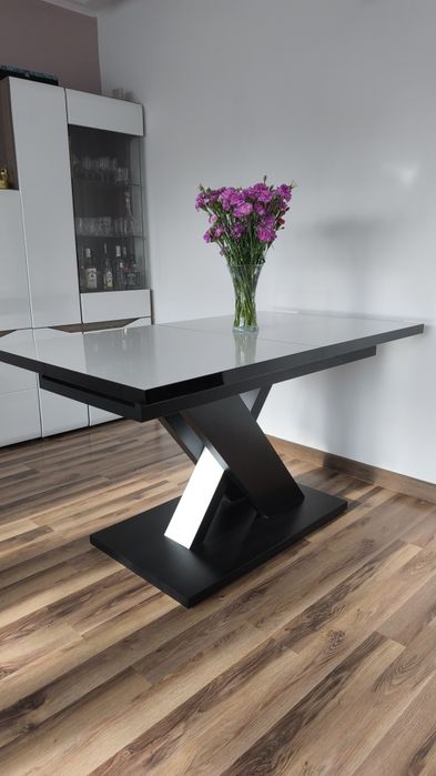 Stół rozkładany Agata Next biały blat