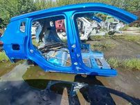 Стойка кузовная центральная правая JEEP COMPASS 17- 68243978AB