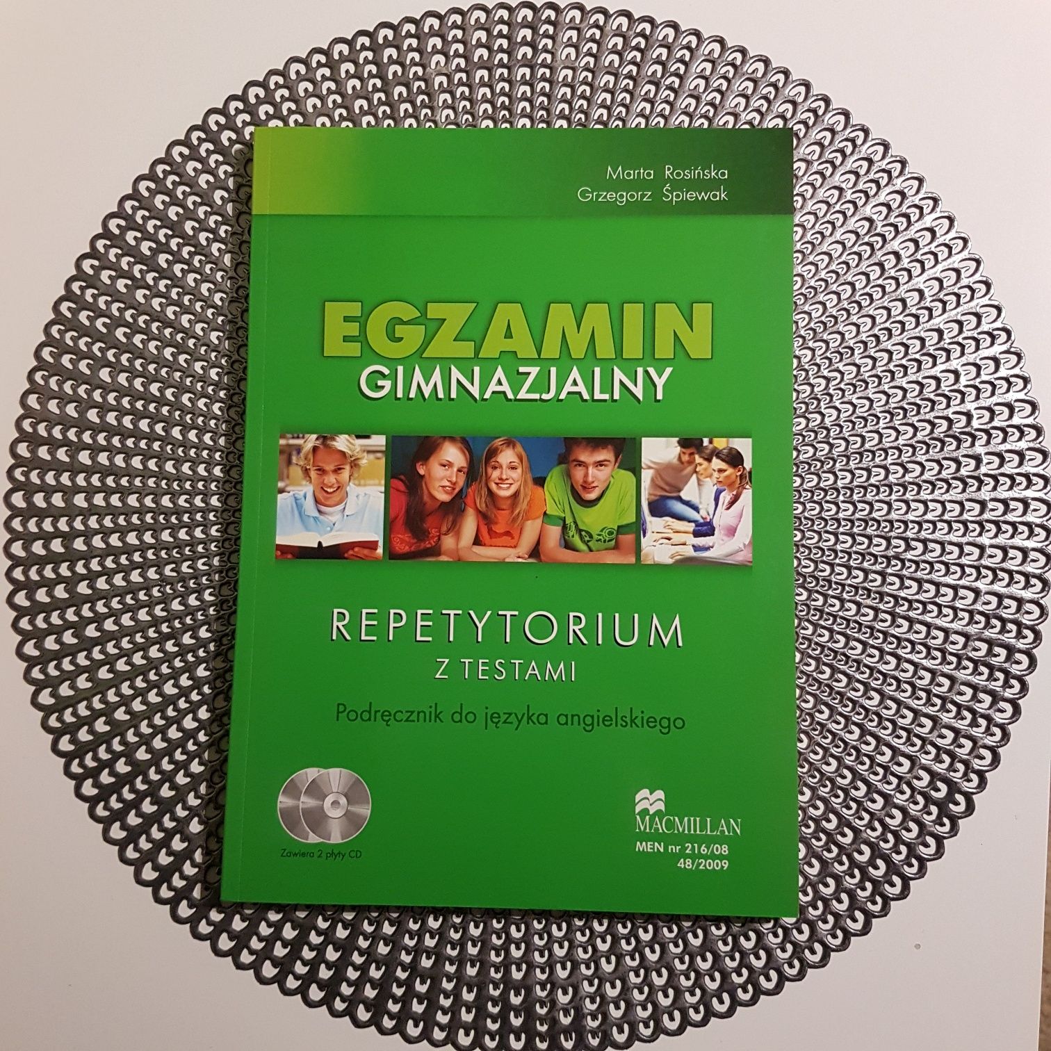 Idealne EGZAMIN GIMNAZJALNY Repetytorium z testami Podręcznik amgelski