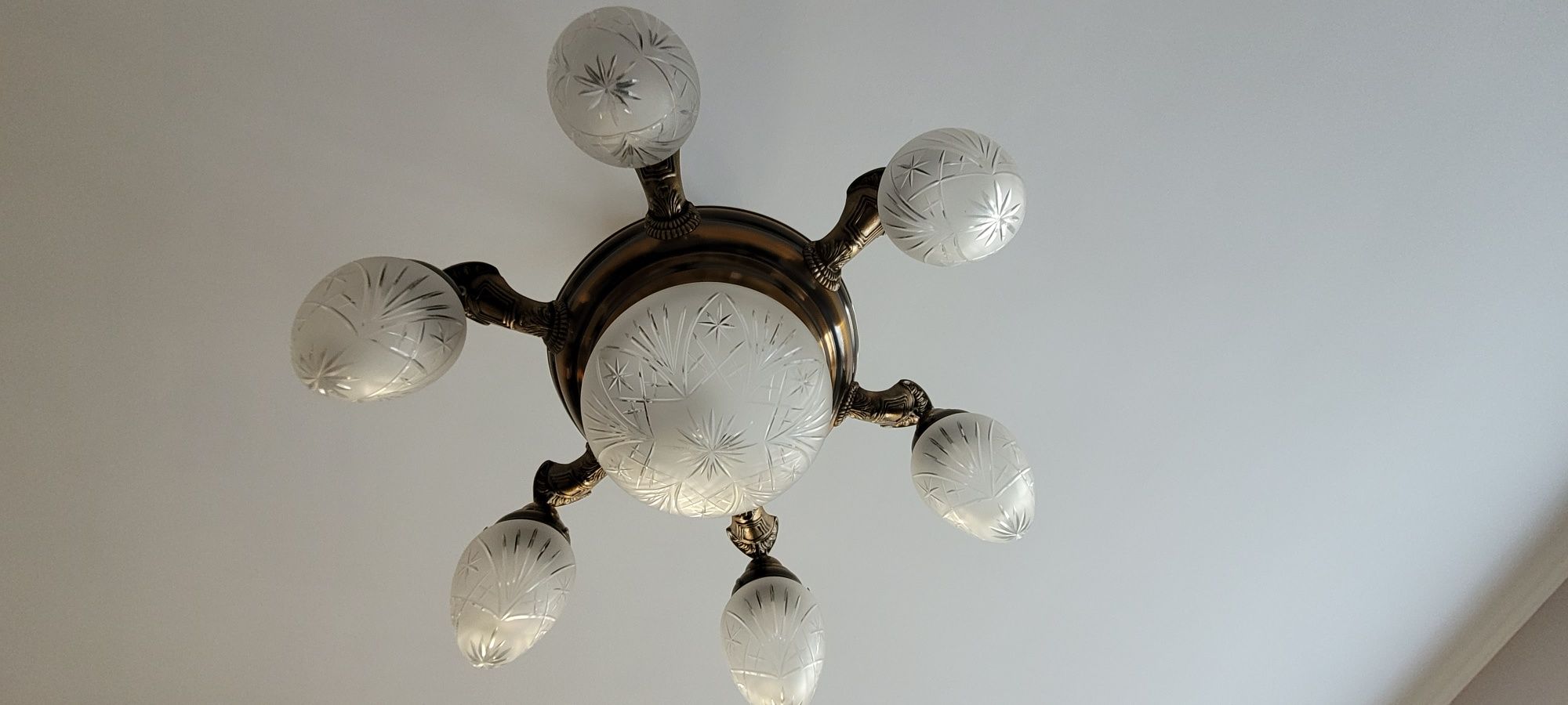 Żyrandol lampa mosiądz patyna