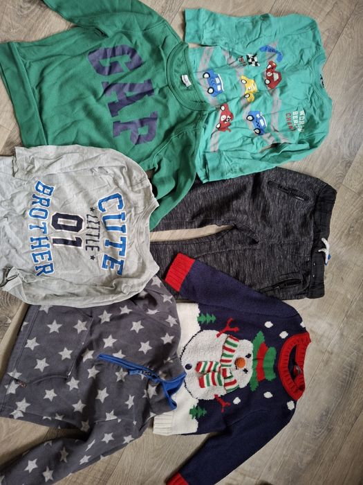 Продам пакет речей на хлопчика 2-3 роки,реглан,світшот,кофта,штани