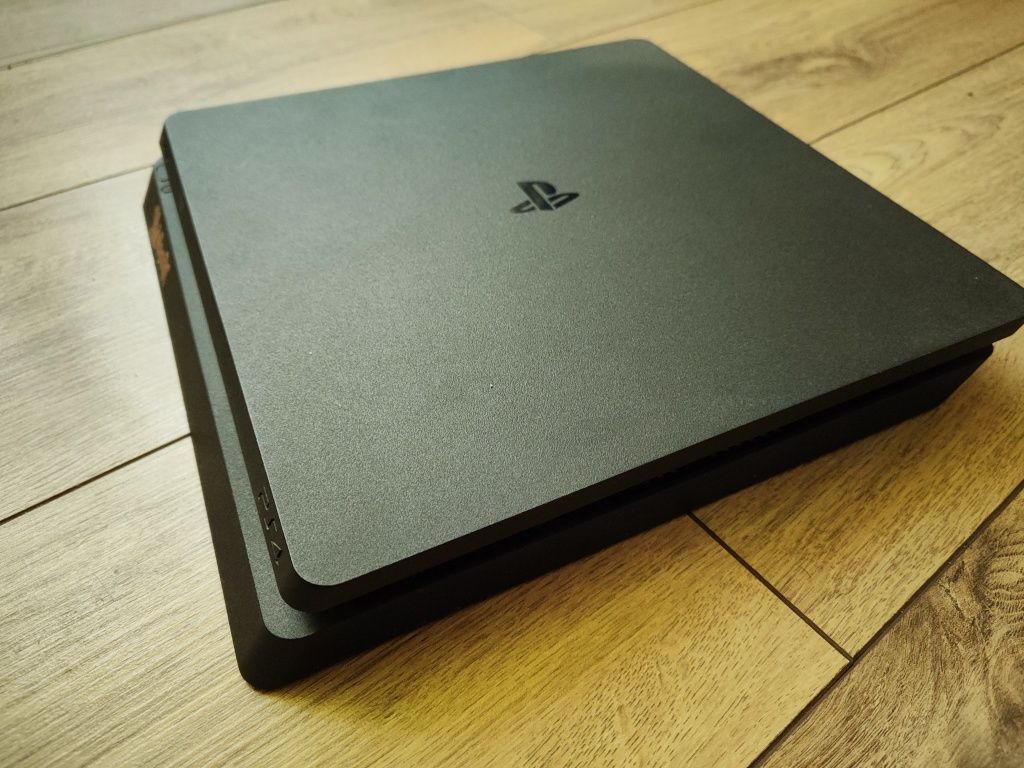 Ps 4 slim на 1 tb + 6 ігор