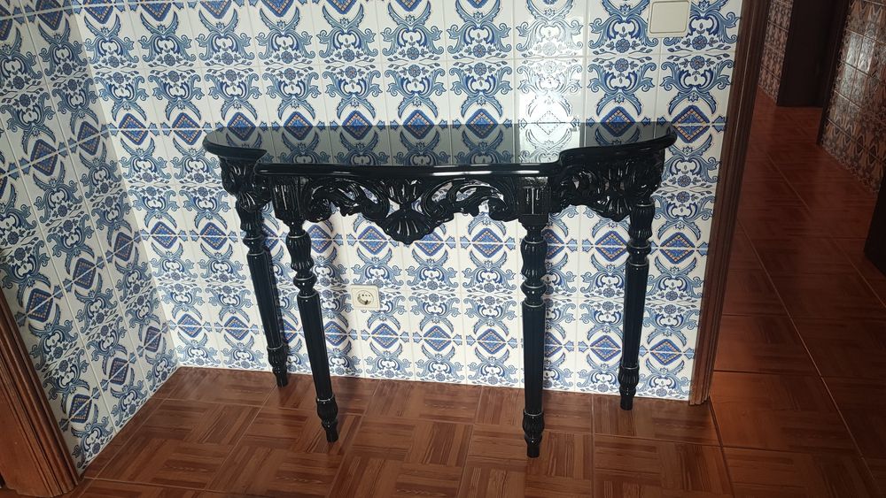 Móvel para hall de entrada com espelho