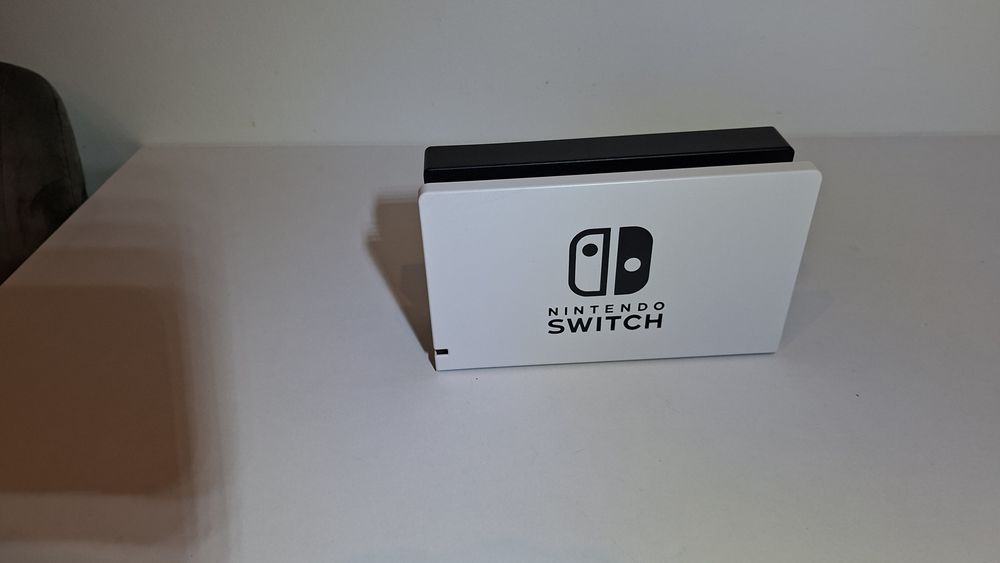 Etui nakładka na dock Nintendo Switch oled