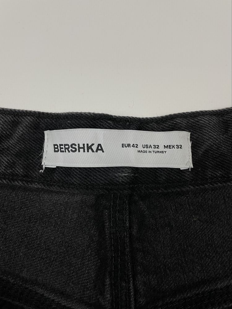 Шорти Bershka Jorts Skater Fit (W 32) чорні широкі джинсові чоловічі