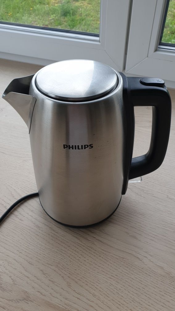 Czajnik elektryczny Philips - 2200W - srebrny stal inox