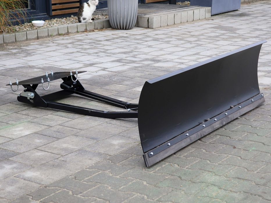 Pług do quada do śniegu