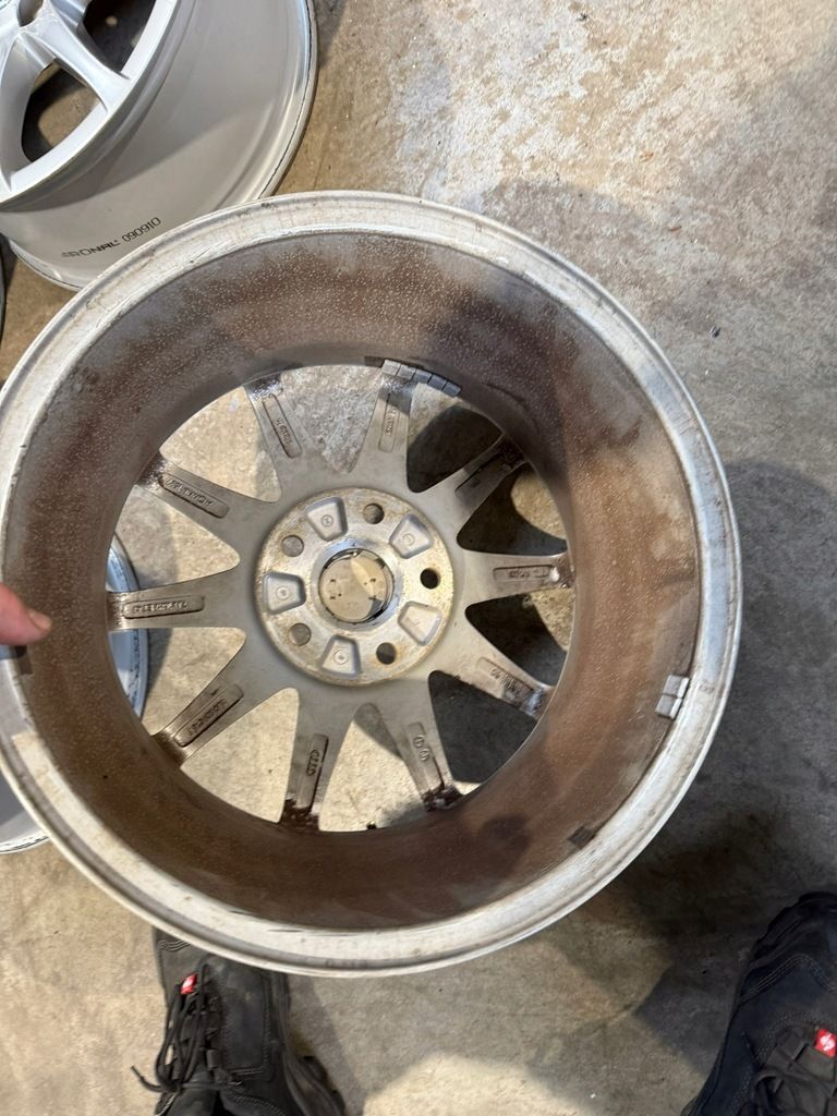 Felgi aluminiowe audi 5x112 et47 7x16j