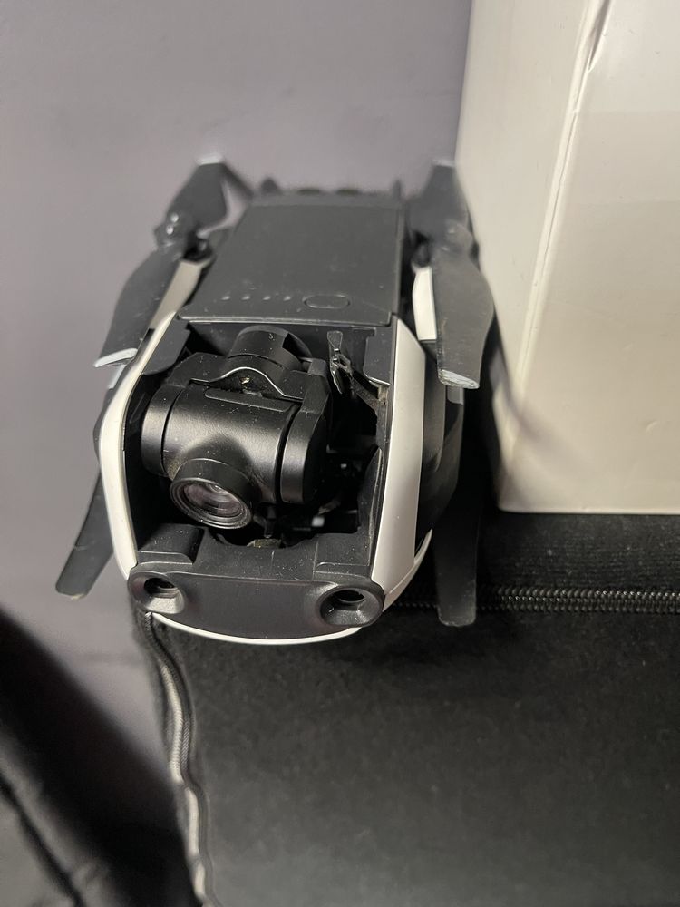 Dron mavic  uszkodzony
