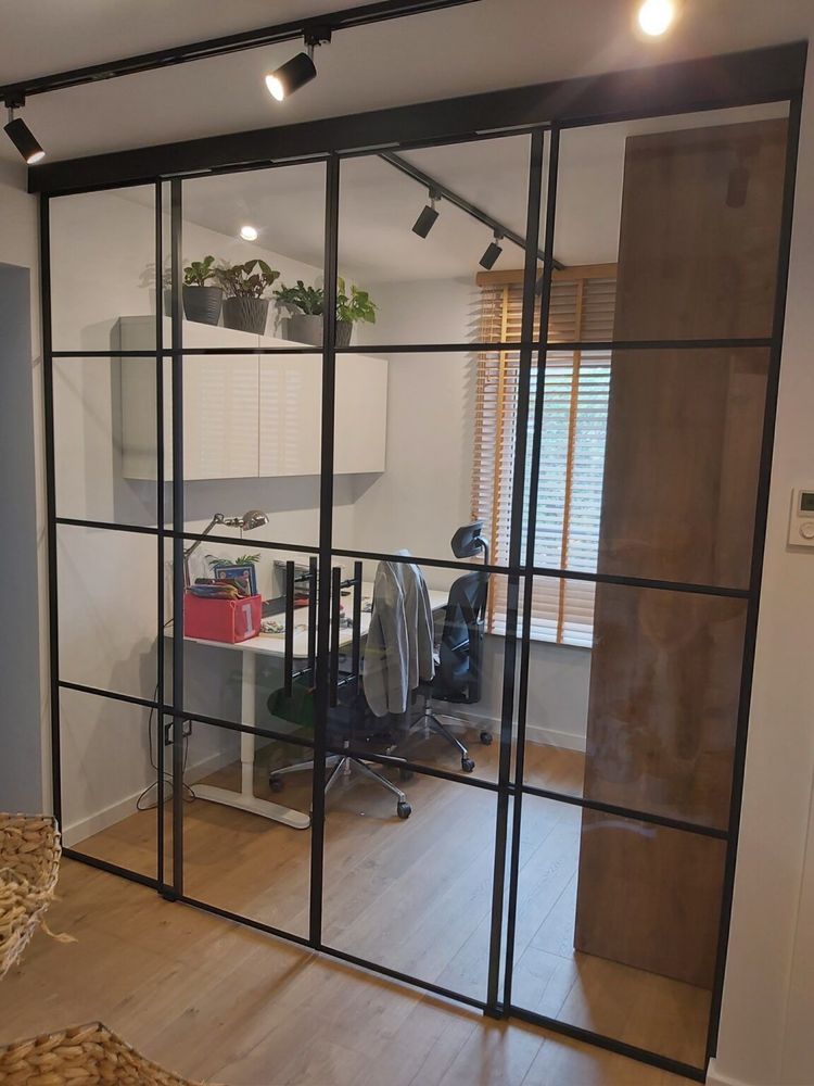 Szklane drzwi loft, szklane ściany , systemy przesuwne
