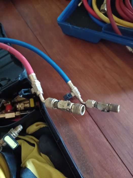 Equipamentos  e ferramentas  para área de AVAC