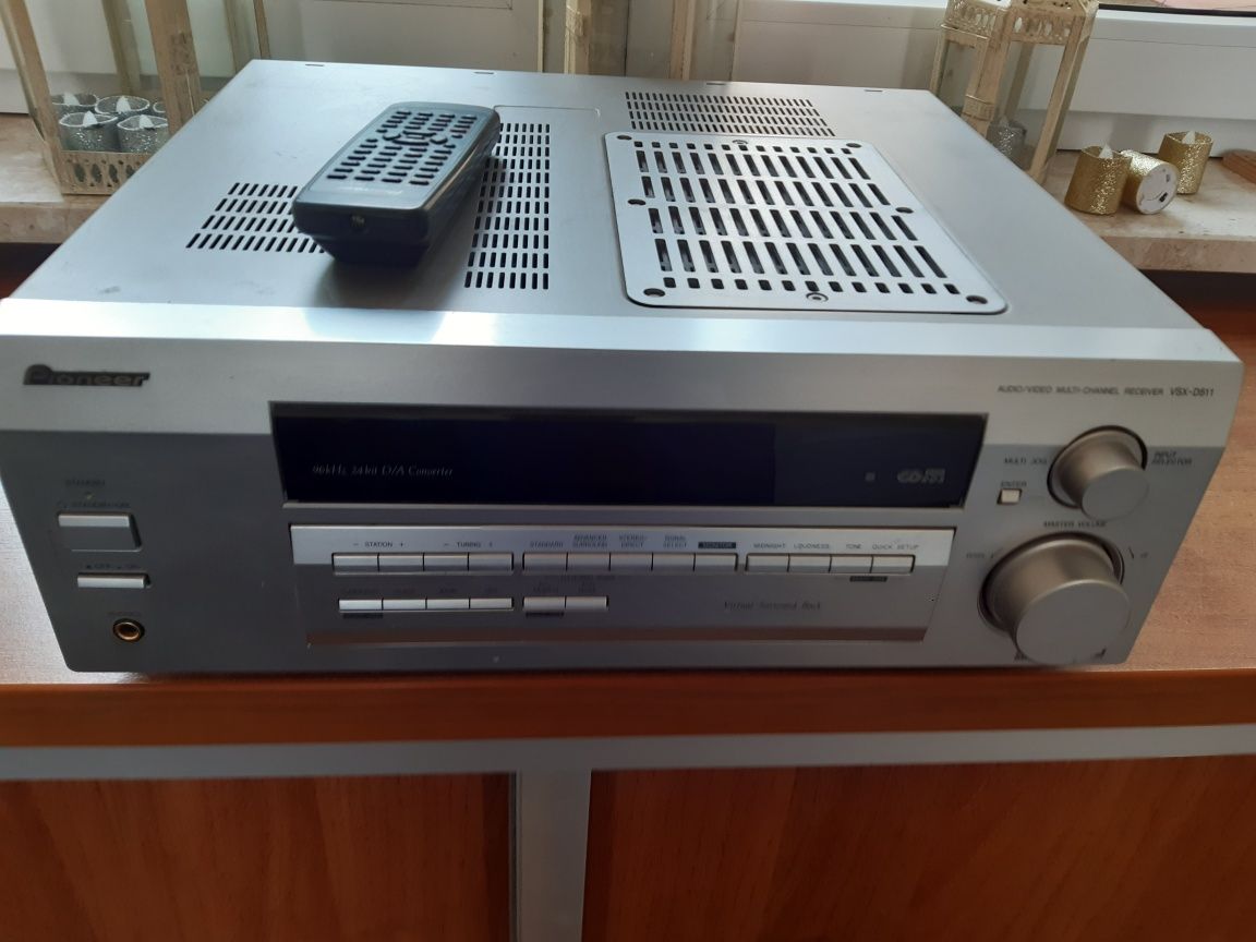 Amplituner Pionieer vsx-d511-s