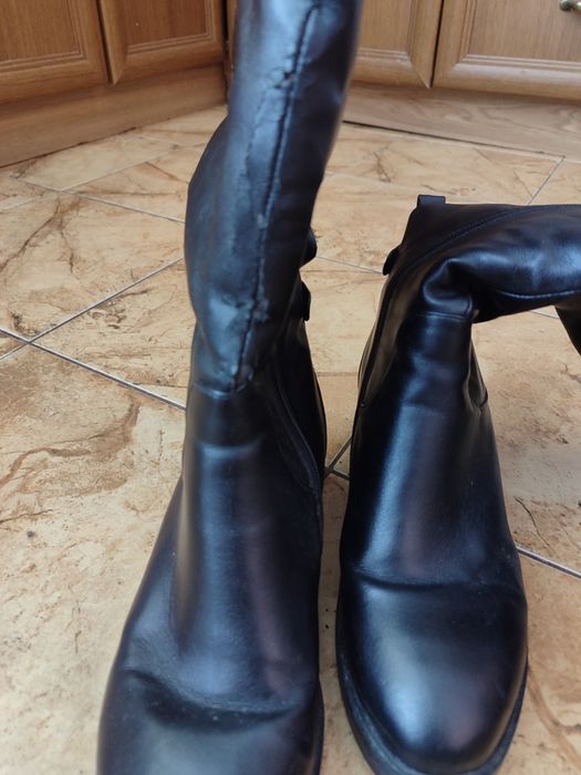 Жіноче зимове взуття