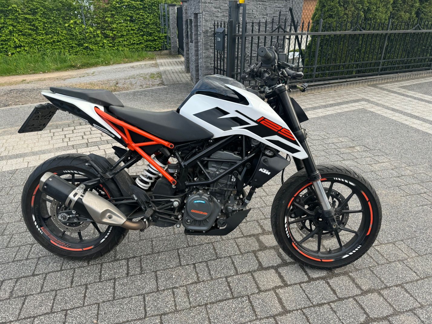 KTM Duke 125 uszkodzony