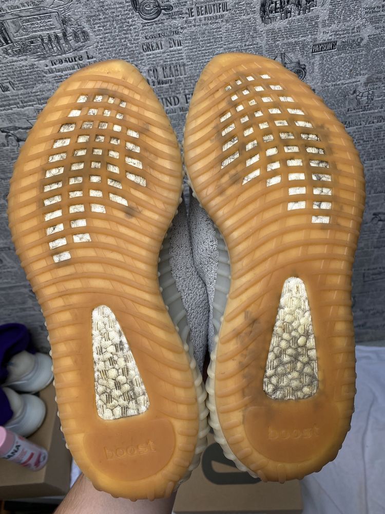 Adidas Yeezy Boost 350 V2 Sesame