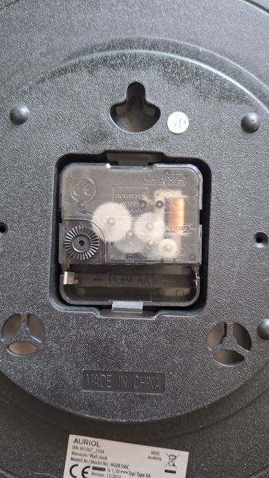 Zegar ścienny dziecięcy