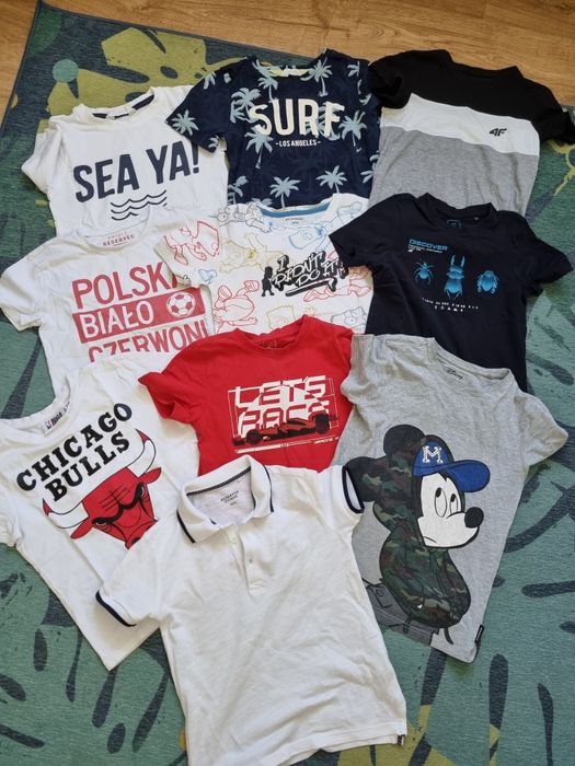 Paka ubrań dla chłopaka 122/128 t-shirty i bluzy