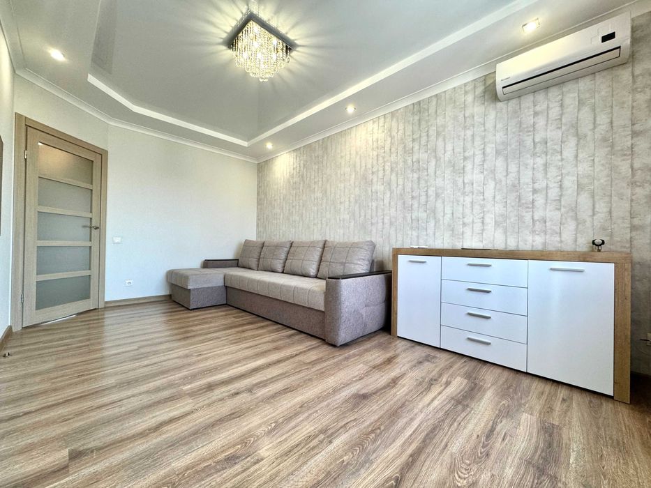 ApartPoltava 2-кімн у НОВОБУДОВІ закритий двір,велика ВАННА, ПОДОБОВО