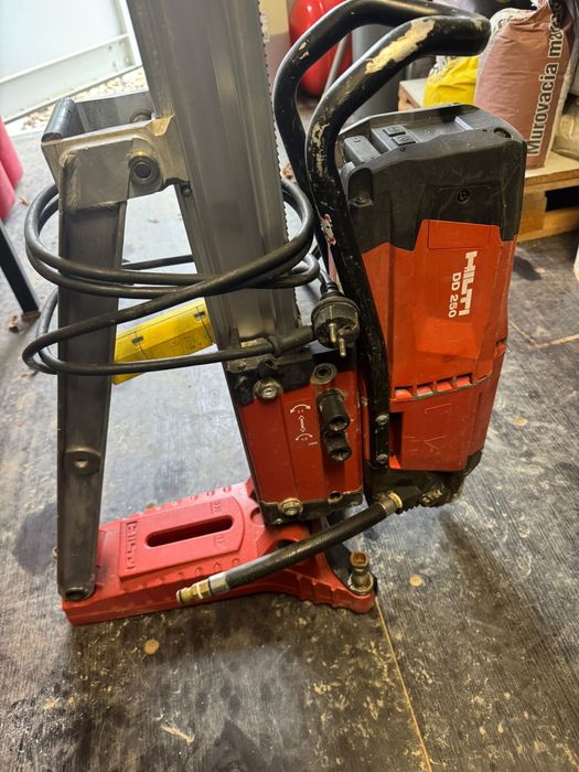 Wiertnica diamentowa Hilti DD 250