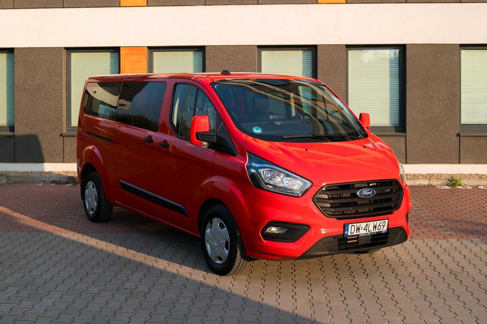 Wynajem wypożyczalnia busów busa 9-osobowego automat nowe