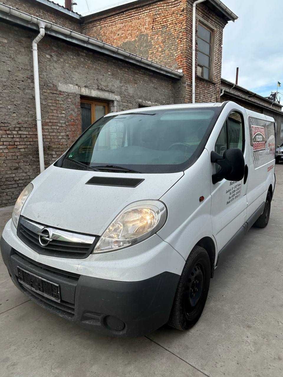 Renault Trafic Розбірка трафик виваро Разборка Opel Vivaro фари КПП