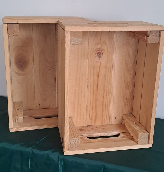 2 Caixas de madeira pinho 30X20X15CM
Cada unidade €13,00