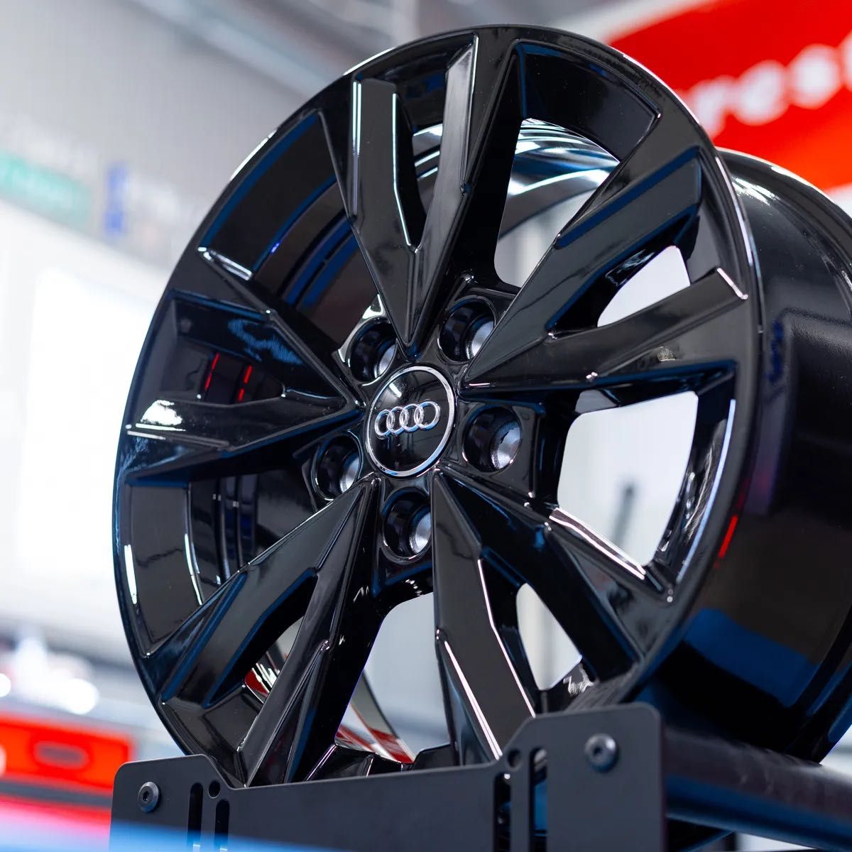 FABRYCZNIE NOWE Oryginalne Felgi Audi 16 A3 A4 A6 A8 Q3 TT