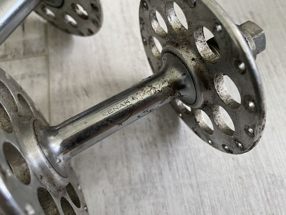Piasty torowe Renak made in DDR wysoki kołnierz ala Campagnolo FWB