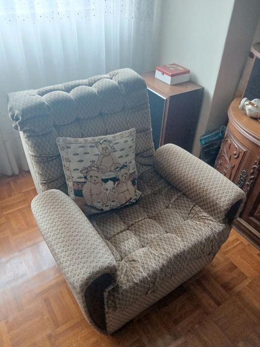 Sofás e mesa de sala