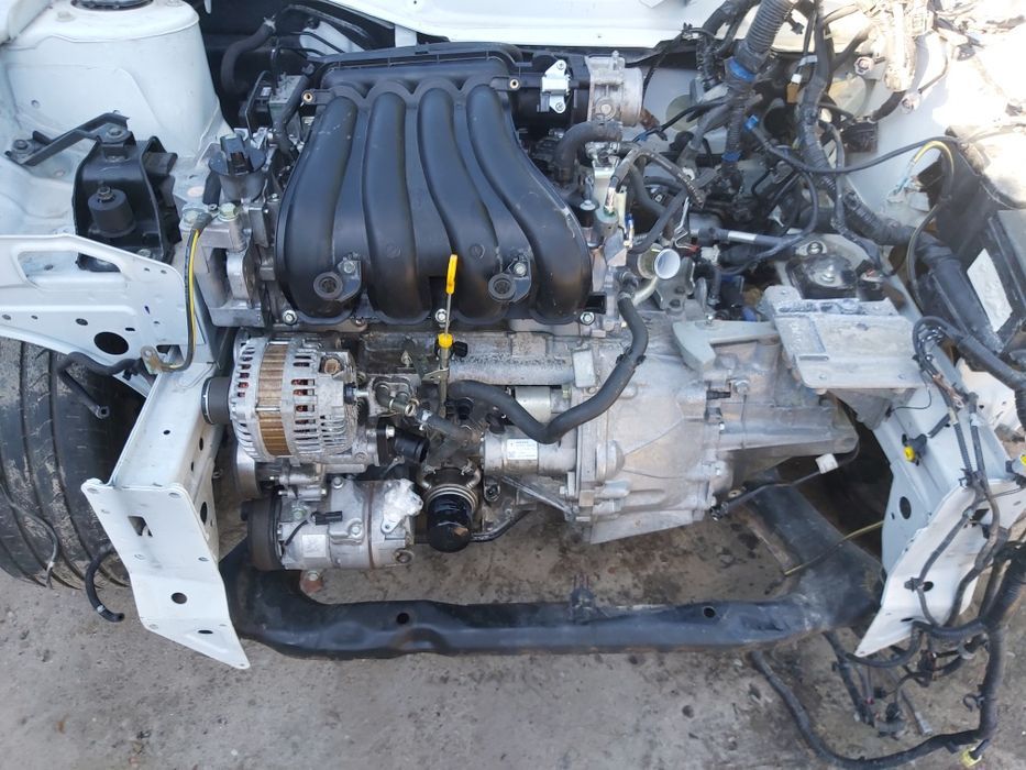 Skrzynia biegów manual Nissan Qashqai J10 2.0 16V 4x4 JG20CVB