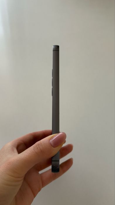 Продам самсунг с23фє