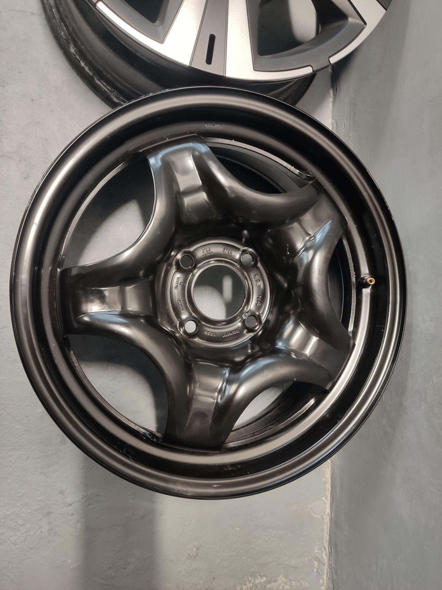 Felgi stalowe 16 Citroen DS3, 4x108, NOWE, 6,5j et 32, strukturalne