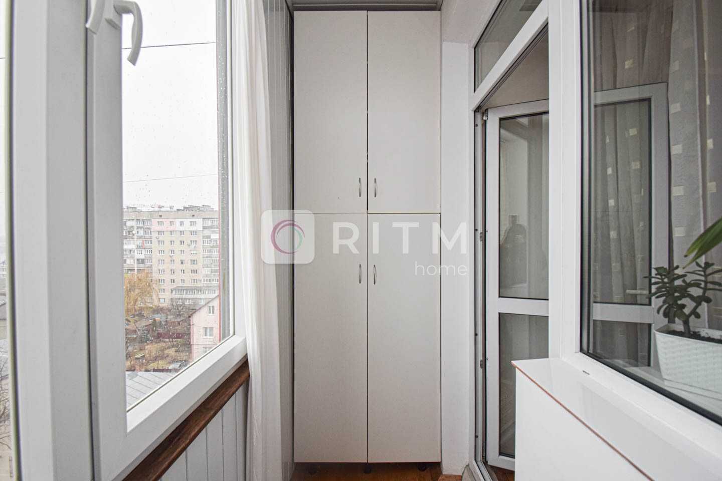 Продаж квартири на Котляревського 13 !