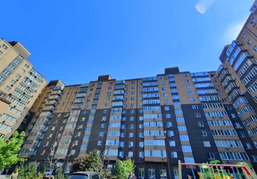 Продам 3 к квартиру с видом на р.Днепр Победа, Набережная,  Днепр