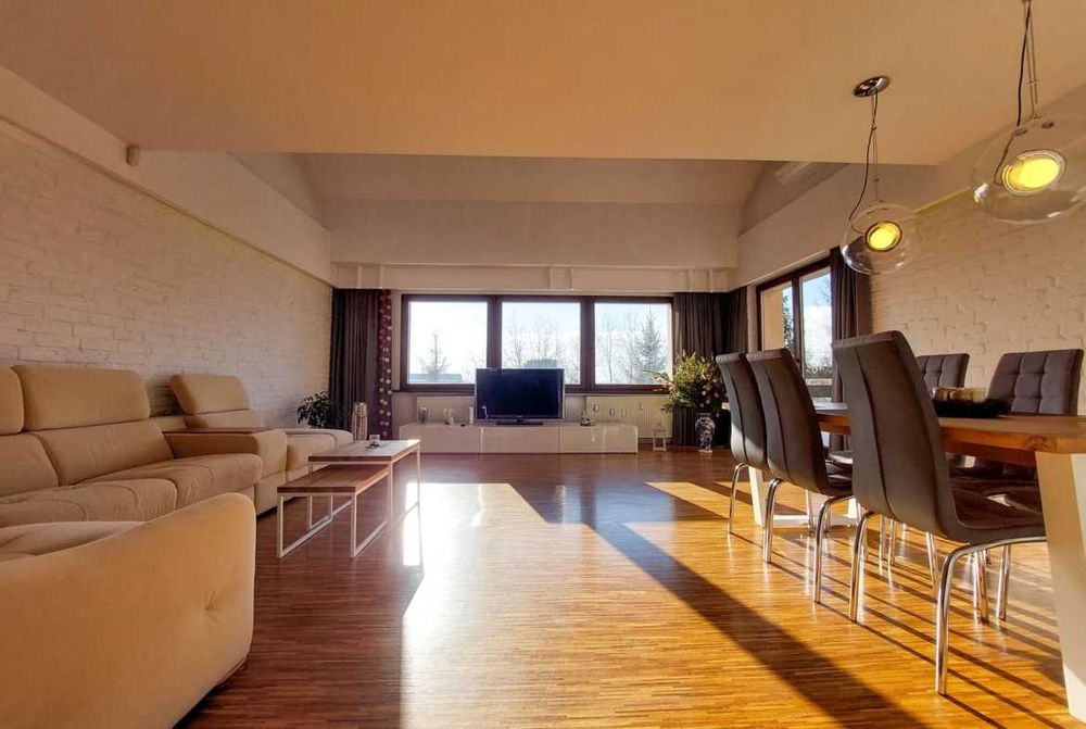 Ekskluzywny dwupoziomowy apartament z dwoma tarasami i garażem